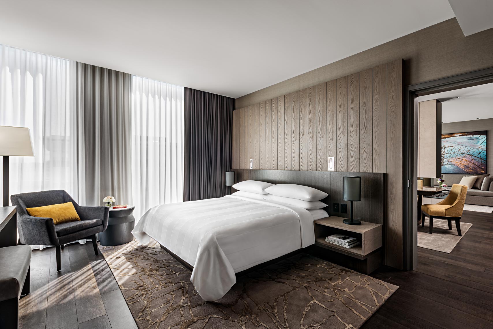 MH_YYZMR_Royal_Suite_Master_BedroomV2