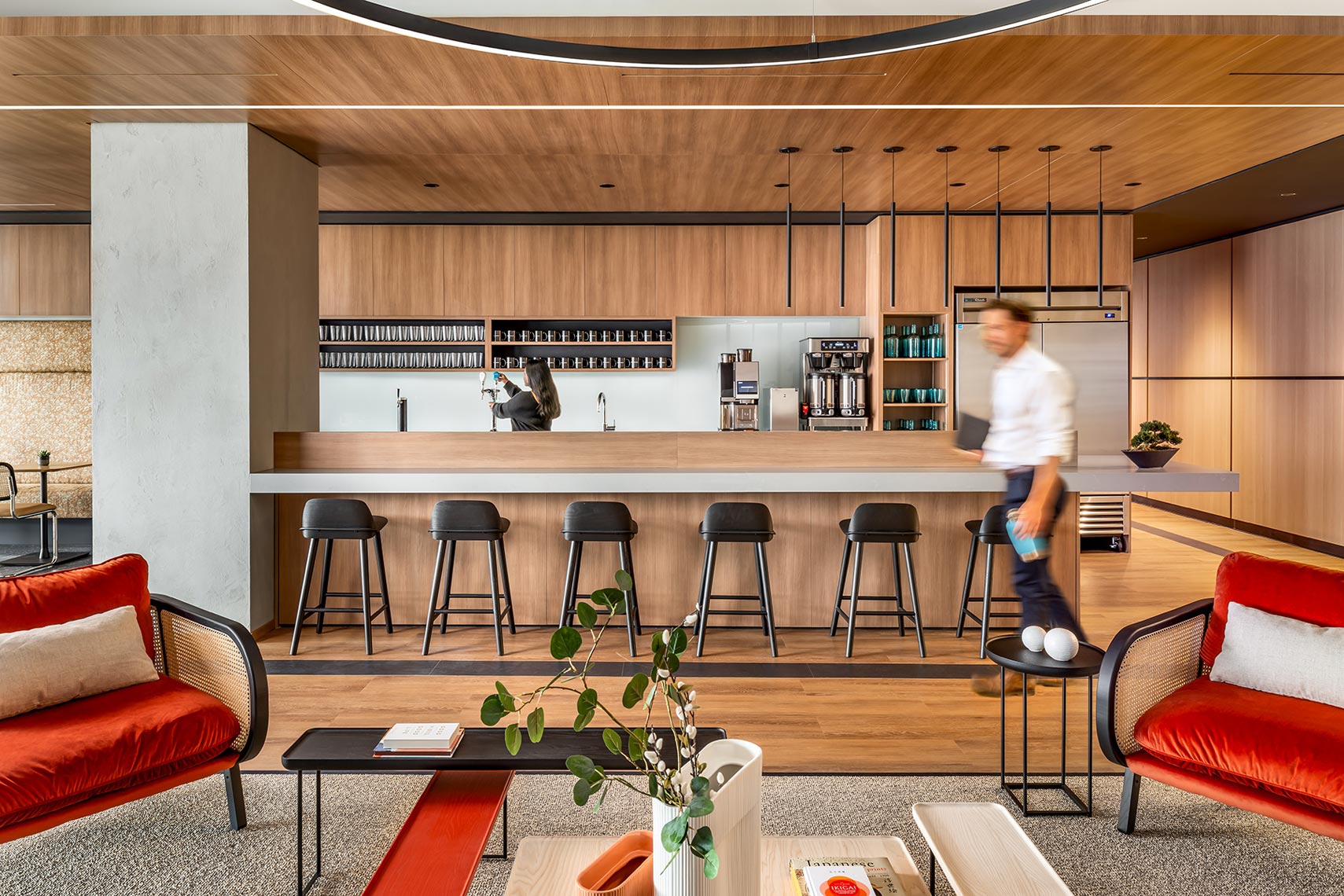 sm-002-R_Kitchen_WP1_26_Wellington_Street_E