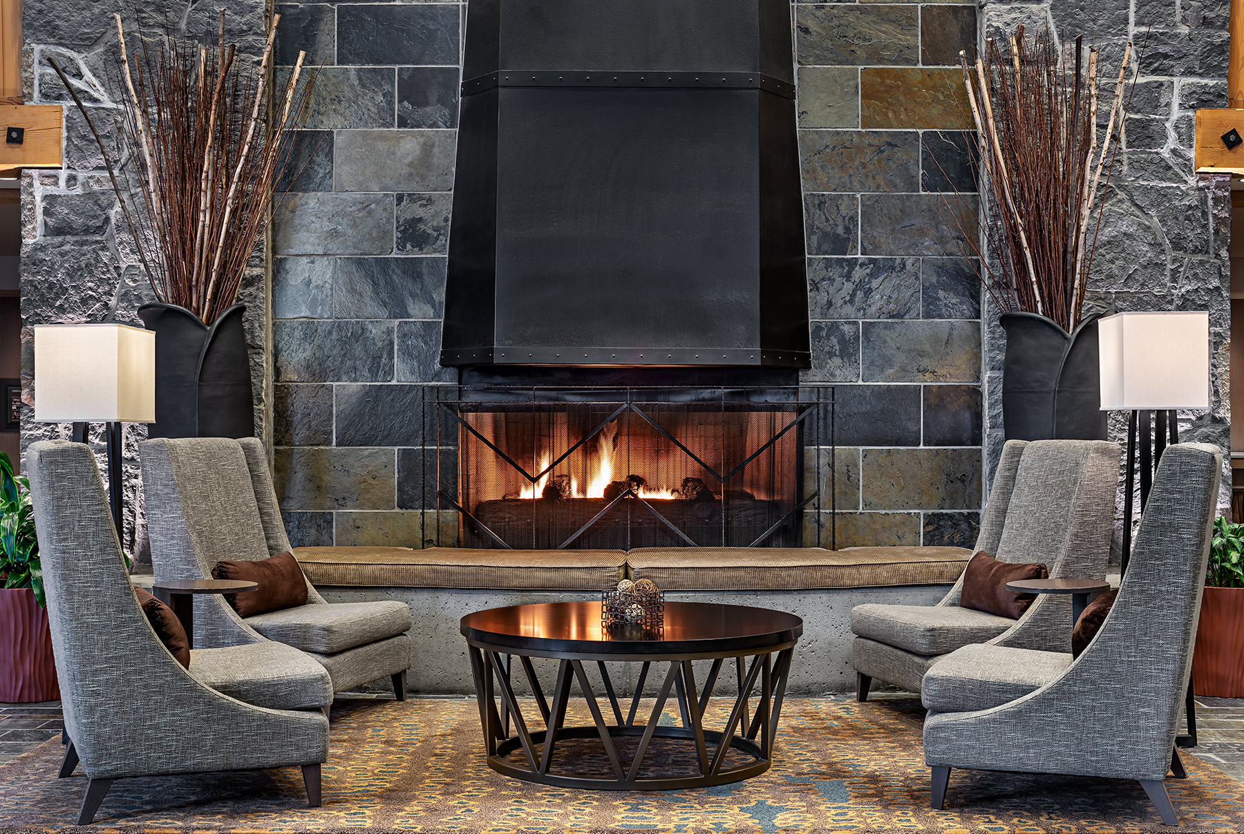 sm-003-R_Lobby_Fireplace_Westin_Whistler