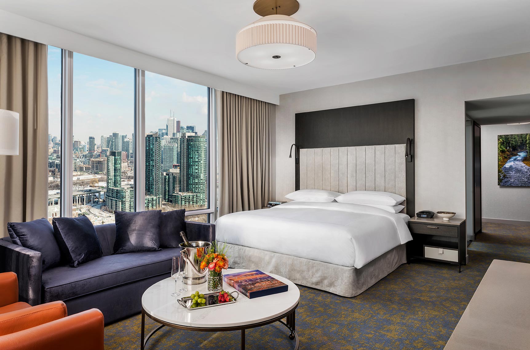 sm-014_Corner_King_Studio_2_Hotel_X-revised
